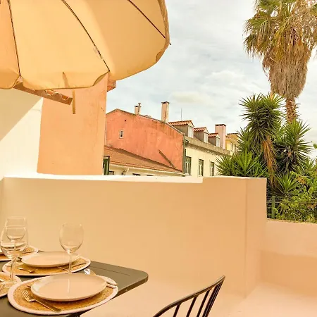 Principe Real - Charming With Terrace * Lisboa